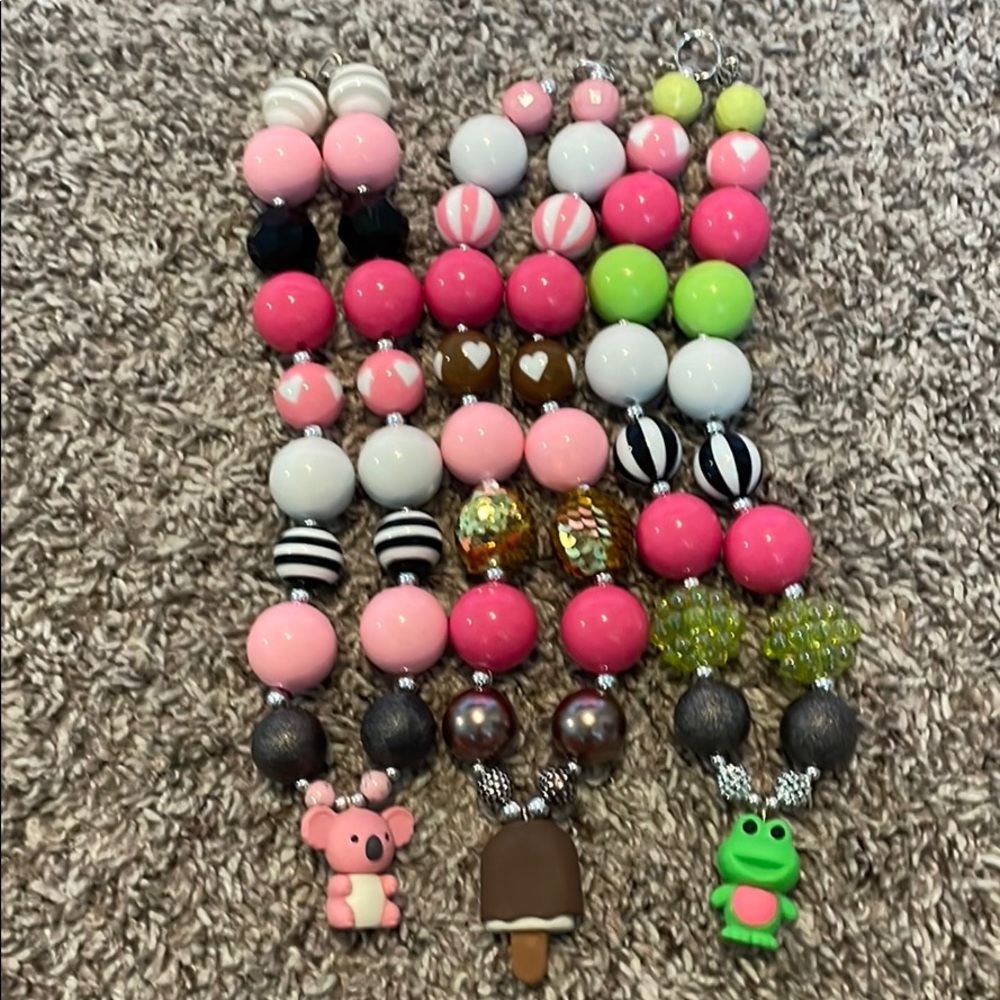 Girls bubblegum necklaces
